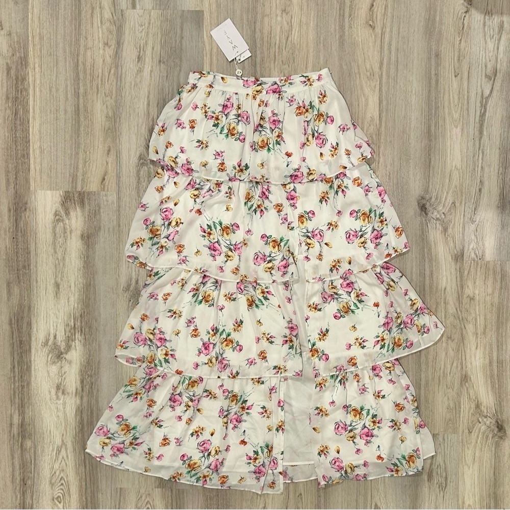 NWT WAYF Seanna Ivory Floral Printed Tiered Maxi Skirt Side Slit Lined Size M